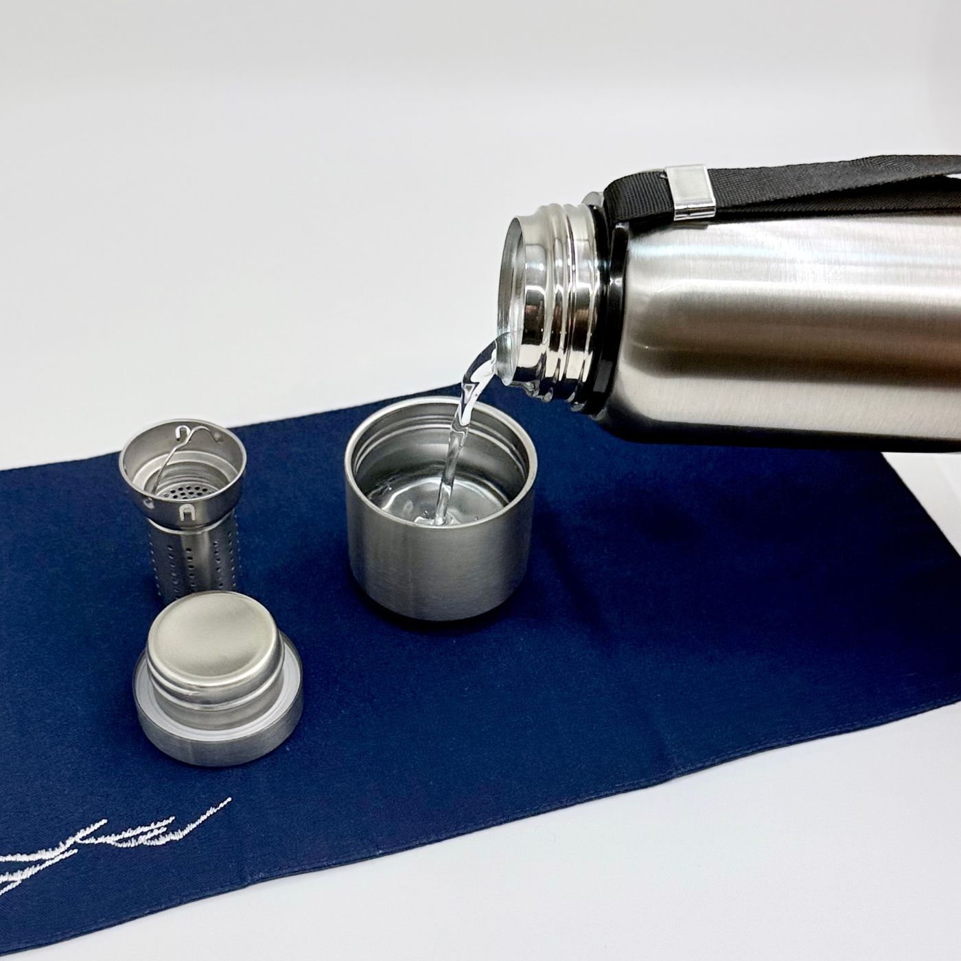 Stainless Steel Travel Thermal Bottle with Tea Infuser - 20oz