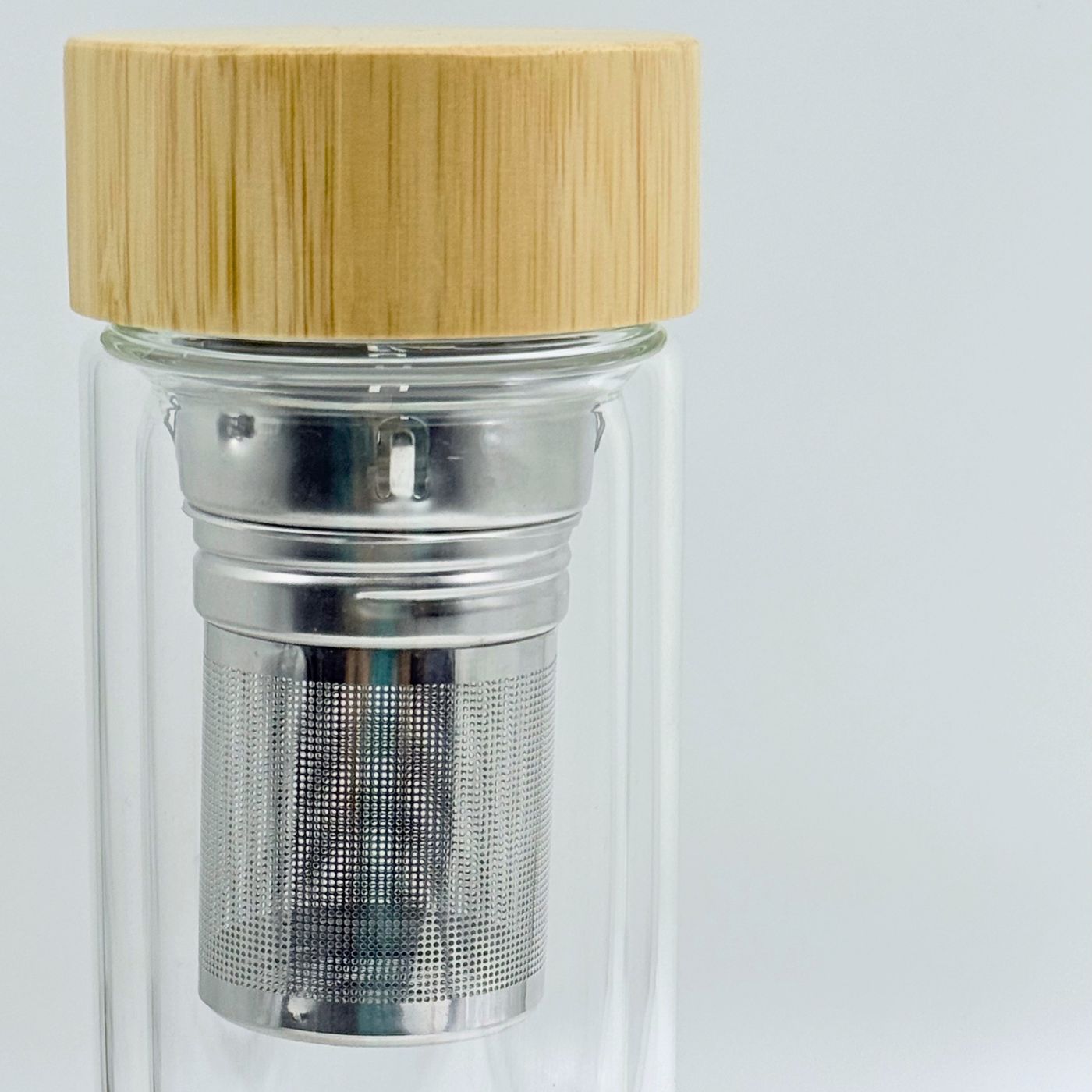 Double Wall Borosilicate Glass Tea Infuser Bottle with Bamboo Lid – 16 oz
