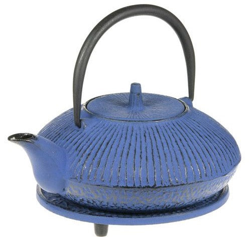 Cast Iron Teapot and Trivet Vertical Lines